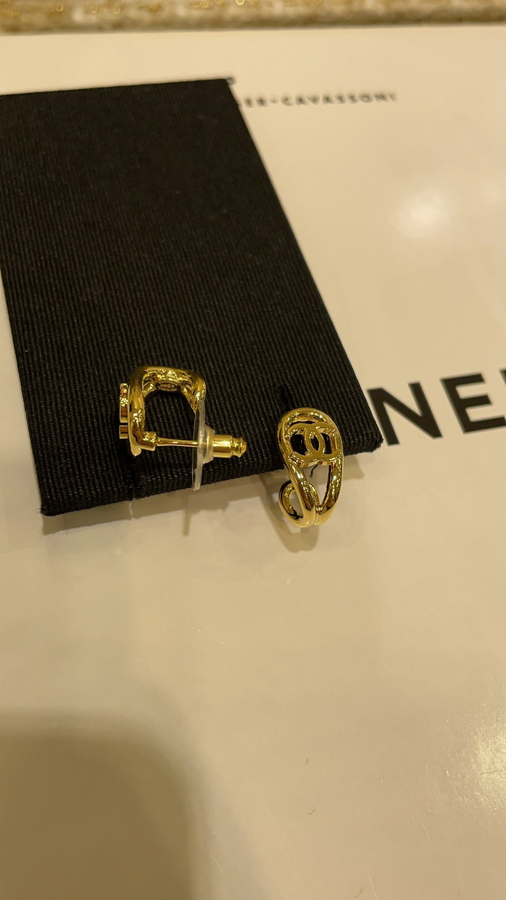 Chanel 2026 Hollowed-Out Gold Teardrop Earrings