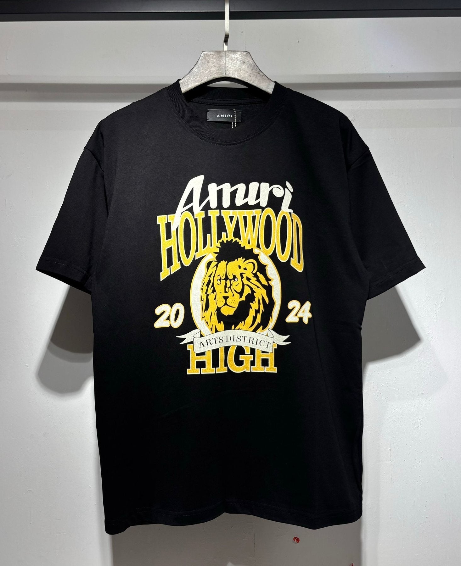 AMIRI Lion & Letter Graphic Short-Sleeve T-Shirt — front
